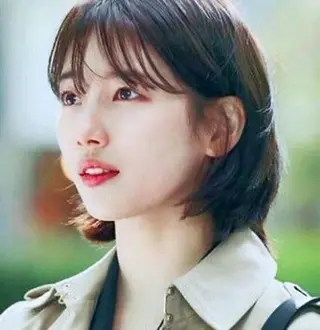 ショート 韓国ナチュラル・ ベージュ/落合夏希のヘアスタイル