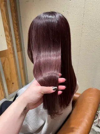 ミディアム カラー 渡邊 彩乃のヘアスタイル