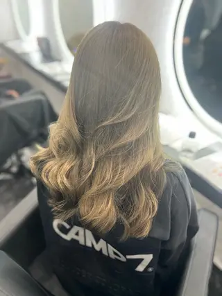 ロング 山北 優姫のヘアスタイル