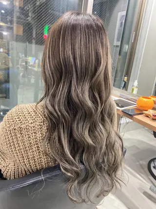 ロング カラー EGAO所属・yuuka🌻 ハイライト/艶カラーのヘアスタイル