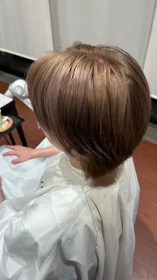 ショート カラー AVANCE箕面所属・release ✨金井栄花のヘアスタイル