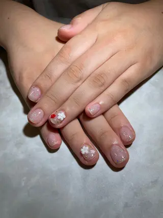 ネイル LANAXIA所属・堂本 理紗のネイルデザイン