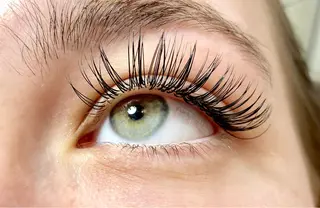 マツエク・マツパ BROW＋吉祥寺所属・吉祥寺 minamiの眉毛・アイブロウイメージ