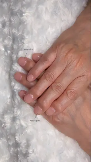 ネイル Sawa ︎︎𓂃⟡.·のネイルデザイン