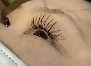 マツエク・マツパ 富澤あゆみ/髪質改善 /レイヤーカットのヘアスタイル