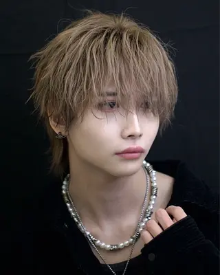 メンズ メンズカット /ブリーチWカラーのヘアスタイル