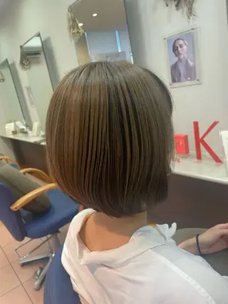 ミディアム attrice杉山 綾乃のヘアスタイル