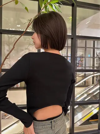 ショート カラー 林 美佑のヘアスタイル