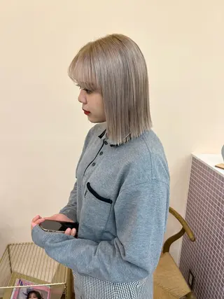 ミディアム 舟橋耀/ブリーチカラ ー/レイヤーカットのヘアスタイル