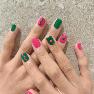 ネイル esby Loely MIZUKIのネイルデザイン