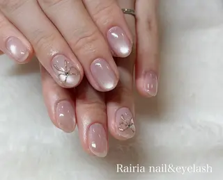 ネイル Rairia   nail所属・屋敷 理奈のネイルデザイン