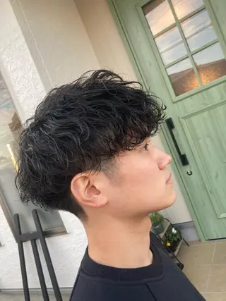 ミディアム パーマ メンズ パーマが得意な【最高 悠斗】のヘアスタイル
