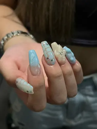 ネイル Hata nail 🎀個性派ニュアンスのネイルデザイン