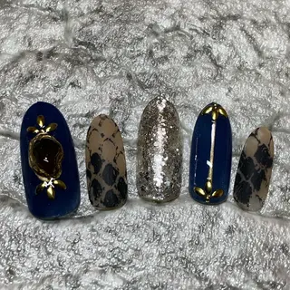ネイル RuxuryNail ／RiAnnaのネイルデザイン