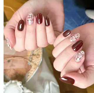 ネイル pink ladyサロン所属・べ にのネイルデザイン