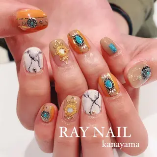 ネイル Arowa 伊田のネイルデザイン