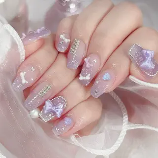 ネイル nailsalon Miss Shirley所属・Miss Shirley新宿のネイルデザイン