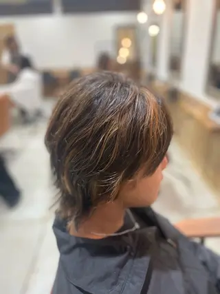 ミディアム メンズ Wカラーレイヤーカ ット⚡️CHIAKIのヘアスタイル