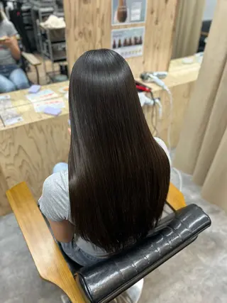 ロング 美髪縮毛矯正/ 髪質改善/岩田一駿のヘアスタイル