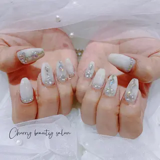 ネイル SAKURA 🍒のネイルデザイン