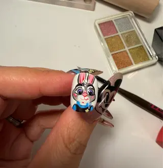 ネイル DoReMiサロン チョウのネイルデザイン