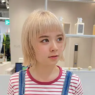 ショート カラー 【骨格診断カット】 .のヘアスタイル