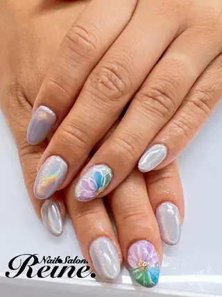 ネイル Nailsalon Reine所属・玉栄 伶奈のネイルデザイン