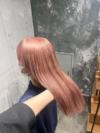 ロング カラー ハイトーンカラー 🦄レイヤーカットのヘアスタイル