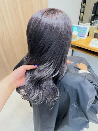 ロング カラー Oasisgarden所属・レイヤー/ブリーチ MOMOのヘアスタイル