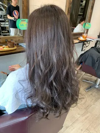 ロング BELCHIC所属・松本 亮のヘアスタイル