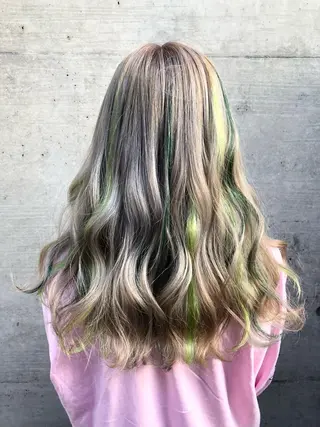 セミロング カラー 韓国ヘア🤍髪質改善 🇰🇷AKANEのヘアスタイル