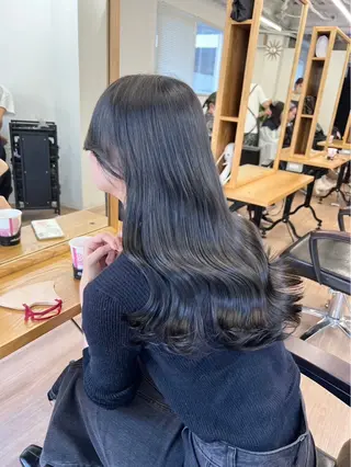 カラー 横浜/ショート/ レイヤーカットのヘアスタイル