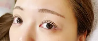マツエク・マツパ 真下 美穂の眉毛・アイブロウイメージ