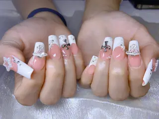 ネイル 美爪パラジェル導入店 Sunnilyのネイルデザイン