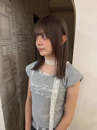 セミロング カラー ブリーチ艶カラー KAORI🌼のヘアスタイル