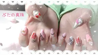 ネイル 林 珠里のネイルデザイン