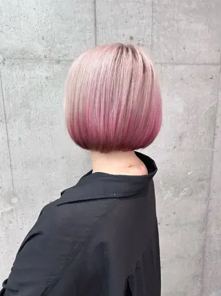 カラー 立川ブリーチ ピンク宮崎のヘアスタイル