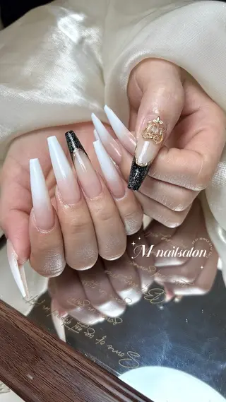 ネイル M🌷nail 長さだし専門店のネイルデザイン