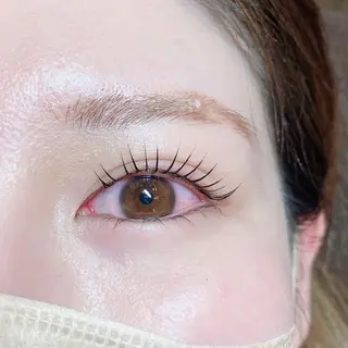 マツエク・マツパ miien(SALONVILLAGE内)所属・MOE /渋谷・明治神宮前のマツエク・マツパデザイン