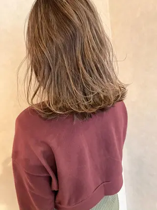 ミディアム Lit所属・Lit.豊橋 夏目のヘアスタイル