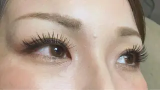 マツエク・マツパ ora'93~hair&eyelash~所属・平井 千佳の眉毛・アイブロウイメージ