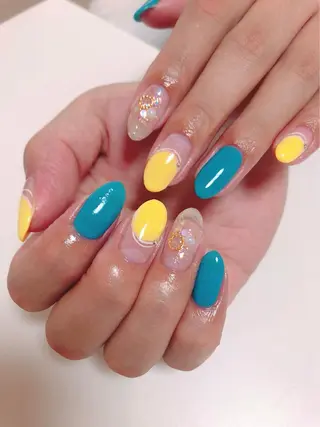 ネイル Lily Roseスタッフ一同のマツエク・マツパデザイン