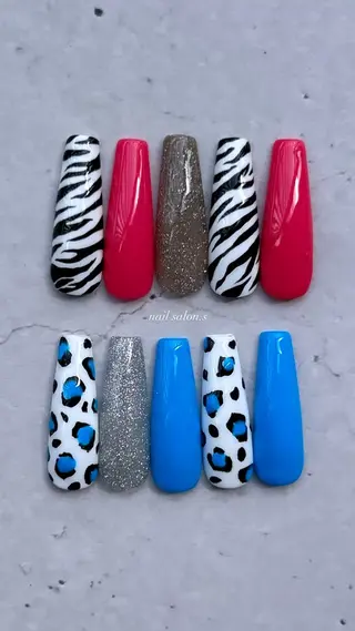 ネイル 関山 志乃のネイルデザイン