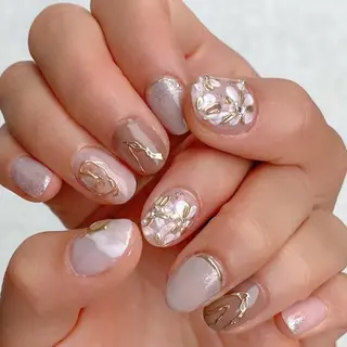 ネイル foz.luce所属・新宿 HIKARIのネイルデザイン