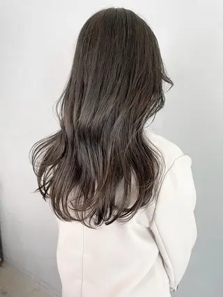 ロング カラー 塩田 悠我のヘアスタイル