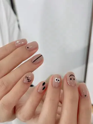 ネイル UniqueNail さとみのネイルデザイン