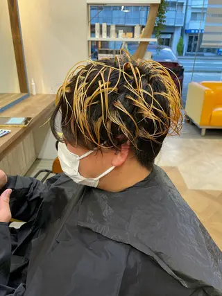カラー メンズ 山本 陸央のヘアスタイル