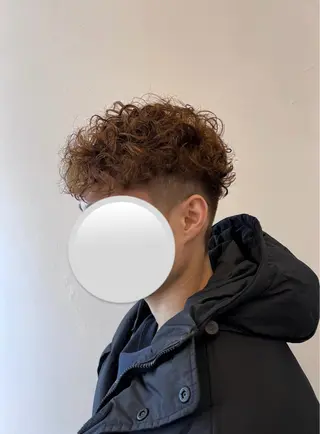 パーマ メンズ 丸田 美沙希のヘアスタイル