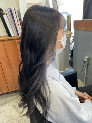 ロング 大内 志穂のヘアスタイル