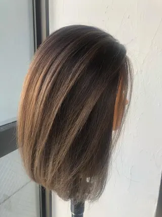 ミディアム カラー 髪質改善＆ブリーチ 伊勢　祐一郎のヘアスタイル